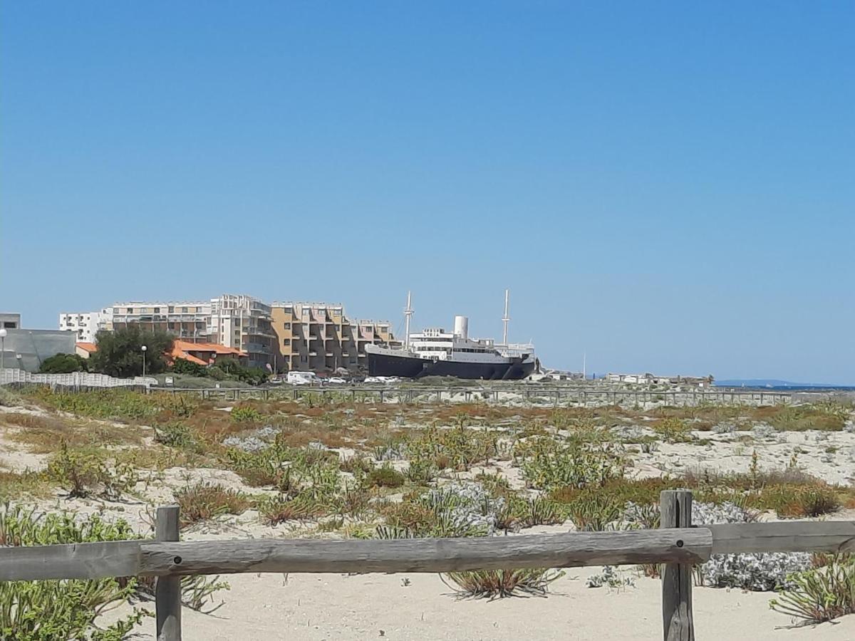 Appartement Vue Mer, Acces Direct Plage, Parking Privatif Ле Баркарес Экстерьер фото